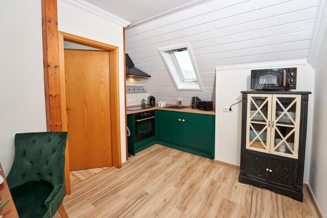 Ferienwohnungen Eifelstuben Mit Charme - Am See, Nahe Burg 乌尔门 外观 照片